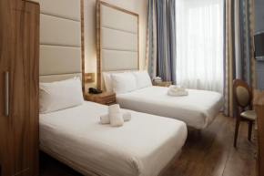 Royal Eagle Hotel